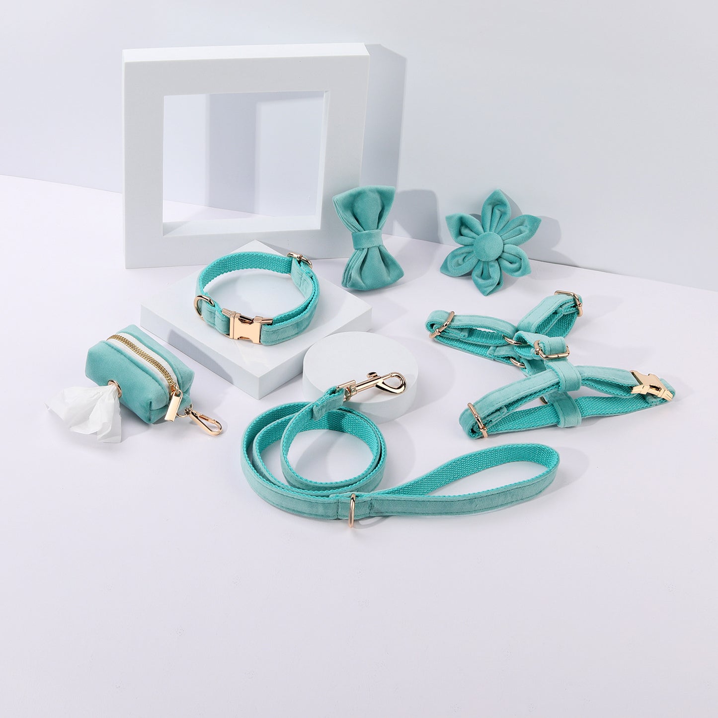 Hondentuigje met Lijn en Halsband Set - 6-delig - Inclusief Poepzakhouder & Strik