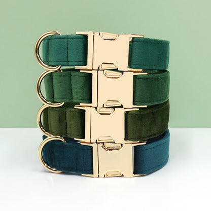 Velvet Halsband met Gegraveerde Gesp